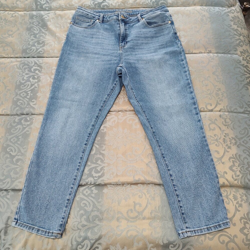 Michael Kors light wash blue jeans, Excellent used condition, size 14